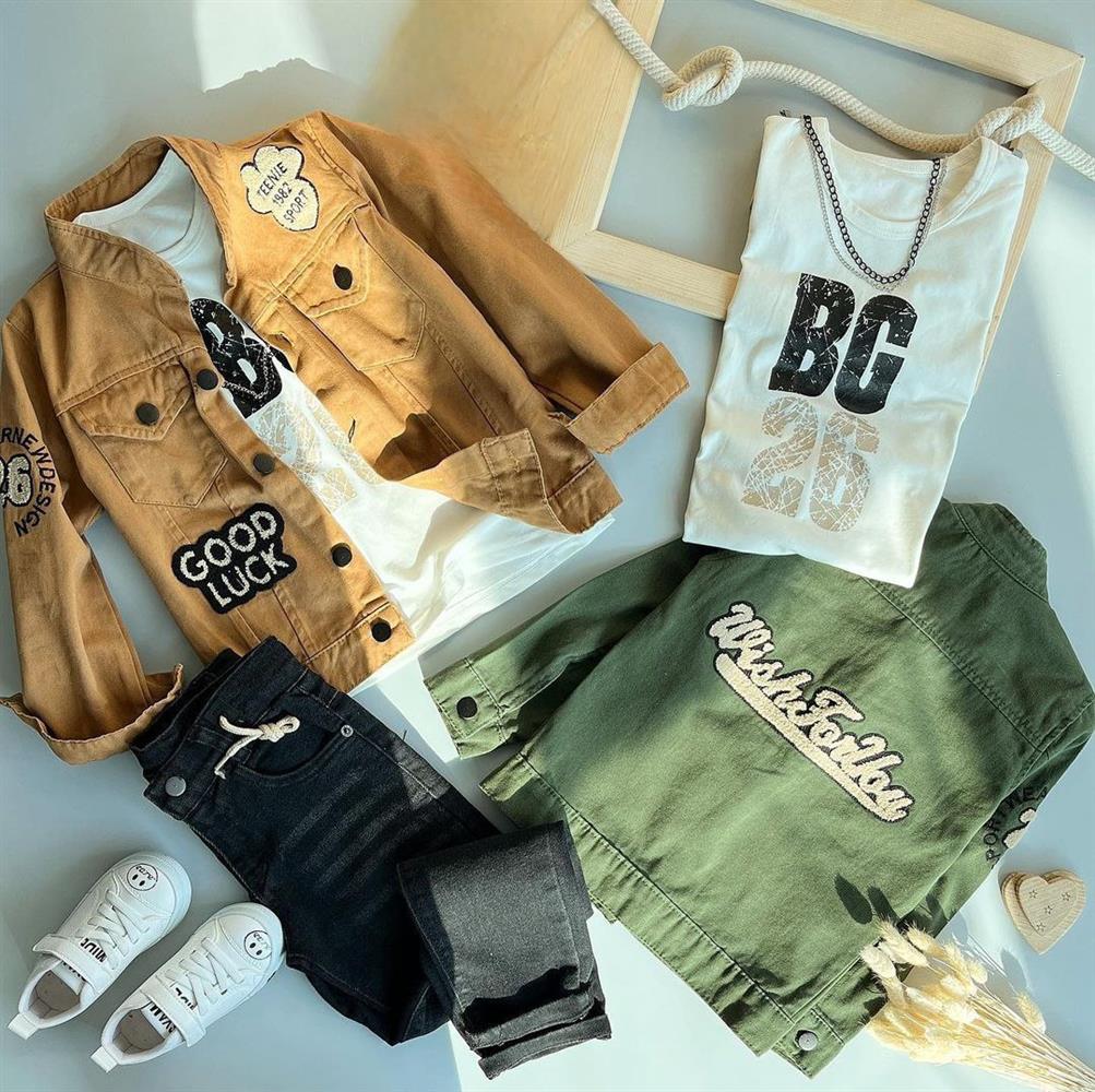 Three pieces, boy, girl (pack of 18 pieces)